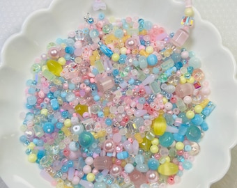 Dreamy Marshmallow House Bead Soup Mix | Pastel Beads 1–8mm | Cute Candy Color Bead Mix for DIY Jewelry Making, Charms & Crafts