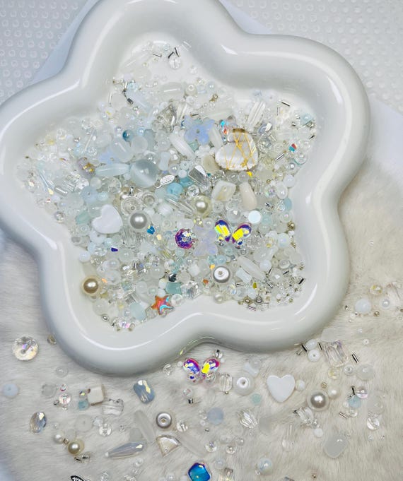 Bridal White Bead Soup Mix – Glass Beads for Jewelry Making, Wedding DIY Supplies, Pearl White Mixed Beads for Bracelets, Charms, Crafts