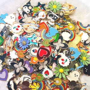 Mixed Enamel Charms – 10/20pcs Random Assorted Metal Charms for DIY Bracelets, Earrings & Jewelry Making | Craft Jewelry Supplies