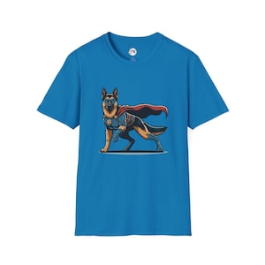 Heroïsche Duitse herder unisex softstyle T-shirt, leuk hondenshirt, cadeau huisdierliefhebber, superheld dierenliefhebber mode, vrijetijdskleding, hondenliefhebber