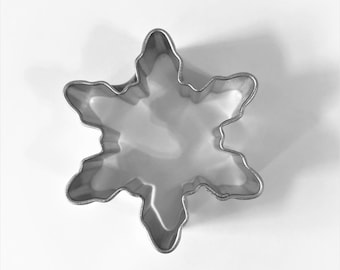 MINI SNOWFLAKE metal cookie cutter  about 1.75 inches     1601