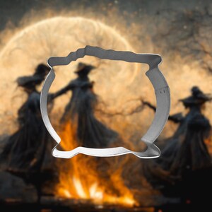 CAULDRON...POT of GOLD Metal Cookie Cutter 3.5 inches