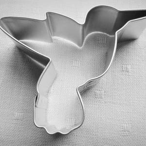 HUMMINGBIRD Metal Cookie Cutter  about 3 inches