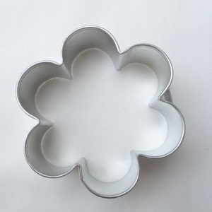 FLOWER Cookie Cutter 2.5inches