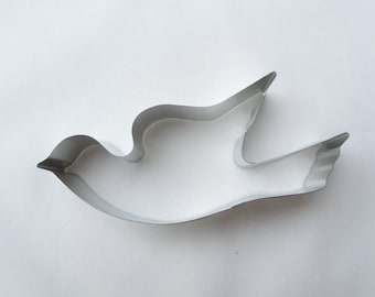 DOVE    FLYING BIRD Metal Cookie Cutter  about 5 inches