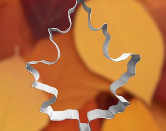 OAK LEAF Cookie Cutter  3.5"    1388