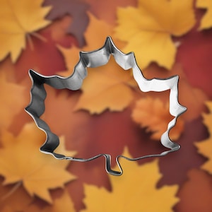 MAPLE LEAF metal Cookie Cutter 3.5 inches