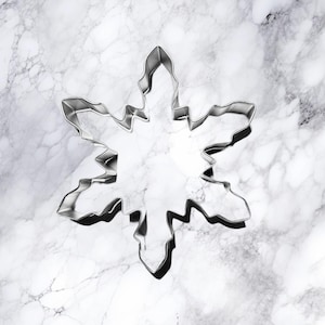 LARGE SNOWFLAKE Metal Cookie Cutter about 5 inches        1053