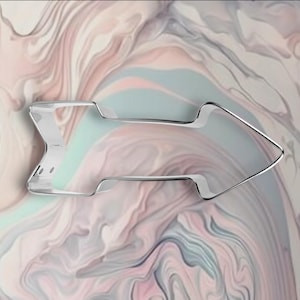 ARROW metal cookie cutter 4.75 inches long  AC