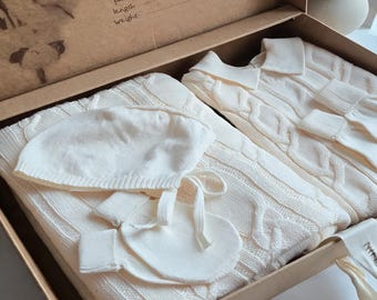 Newborn Gift Set with Personalized Blanket, 5 Piece New Baby Boy Outfit, Baby Girl Shower Gift, Baby Name Christmas Gift, Knit Romper Set