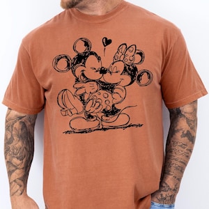 Comfort Colors® Mickey and Minnie Couple Shirt, Disney Couple Sketch T-Shirt, Valentine&#39;s Day Gift Tee, Mickey Minnie Romantic Kiss Crewneck