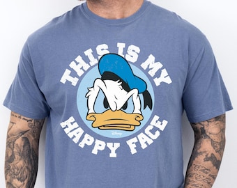 Disney Grumpy Donald Comfort Colors® T-Shirt, Dies ist mein glückliches Gesicht Donald Shirt, Disney Classic Donald Rundhalsausschnitt, Disneyland Familienausflug T-Shirt