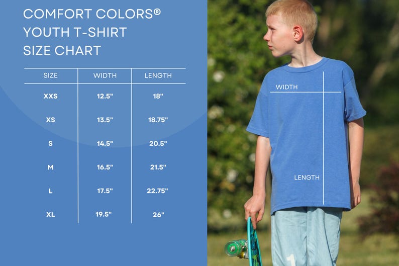 The image is a youth t-shirt size chart, showing the measurements for different age groups. The chart includes a table with the size and width measurements for boys, and a photograph of a young boy wearing a blue t-shirt.