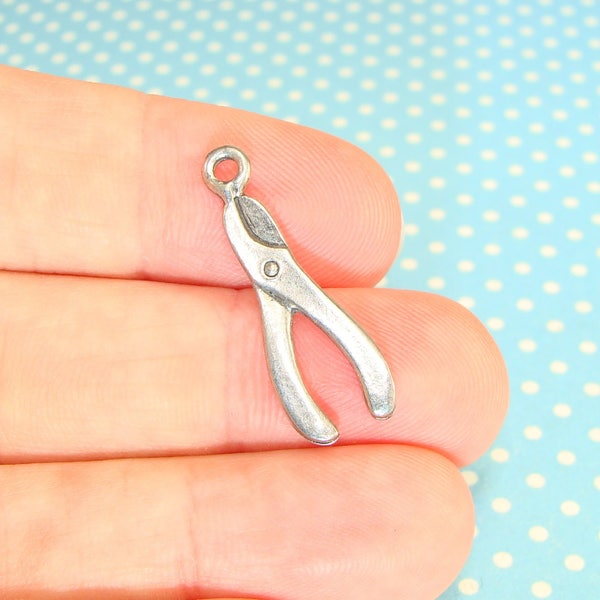 8 Tool Charms Pliers Pewter (31050) Man Cave Tools Charms Housewarming New Home Hostess Gift Charms Wine Markers Tool Shed Garage Beads