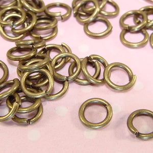 Gold Stainless Jump Rings, 5x1mm, 3.0mm Inside Diameter, 18 gauge, Clo -  Jewelry Tool Box