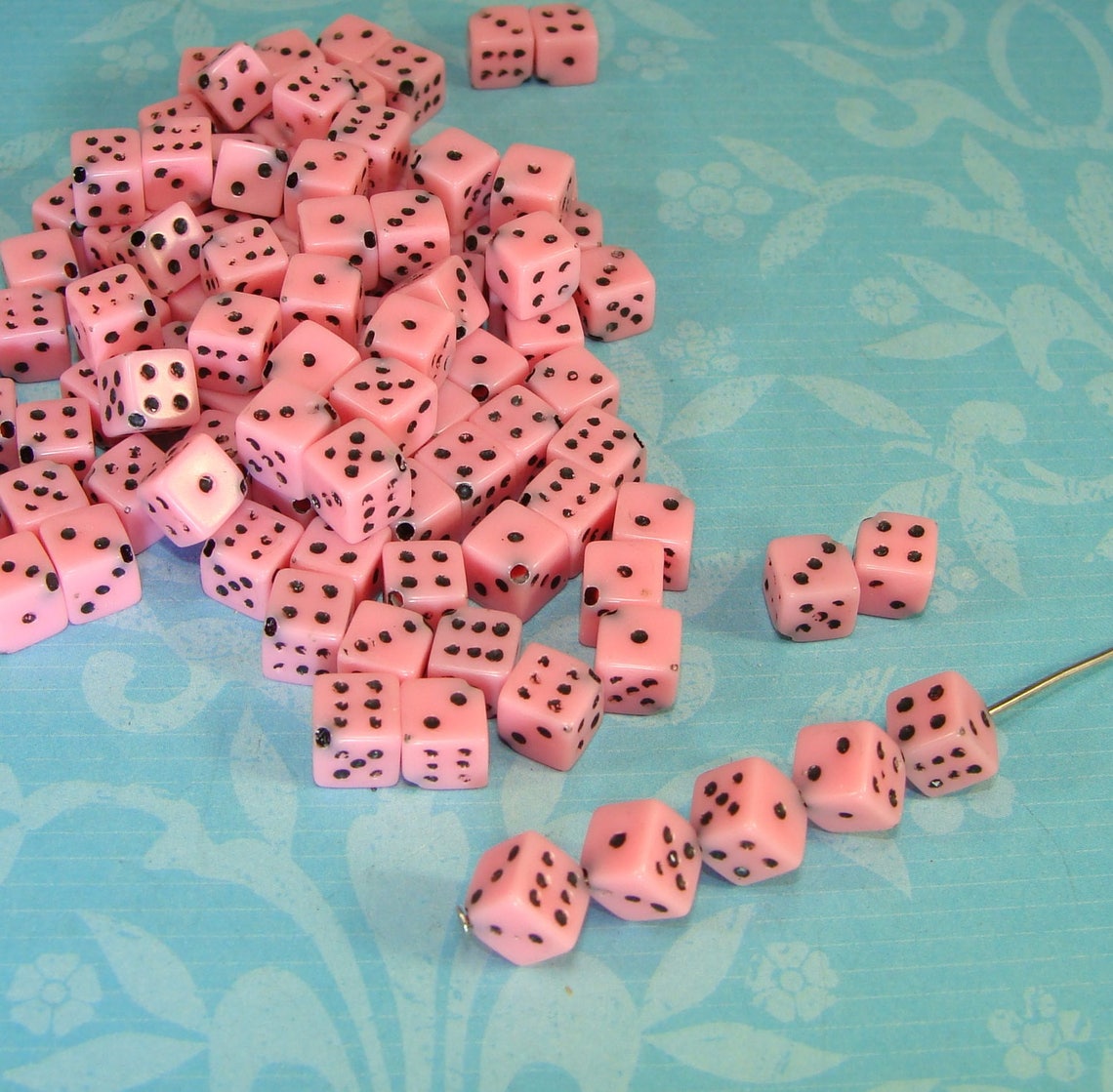 100 Pink Dice Beads 5mm 40026 Corner Holes Gambling Las Etsy