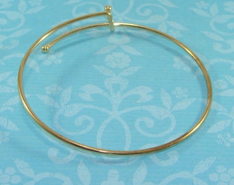 12 GOLD Bangle Bracelet Blanks 7 1/2 inch Expandable (E57102) Add Charms & Gems for Stacked Bracelet Look - Jewelry Supplies