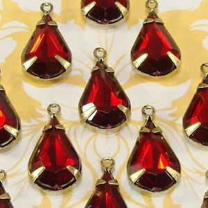 12 Red Teardrop Crystal Rhinestone Ruby Resin Set Stones Faceted Drops 13mm x 8mm BRONZE Pronged Setting Jewelry Supply Bulk Charms