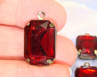 10 LARGE Red Rectangle Charms Rhinestone Crystal Resin Set Stones Ruby Faceted Drop 18mm x 14mm BRONZE Pronged Setting Jewelry Supplies Bulk