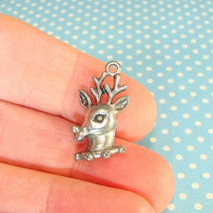 8 Reindeer Charms Pewter Silver USA Made (31243) Rudolph Holiday Christmas Jewelry Supplies Ornaments Decorations Card Embellishment Bulk