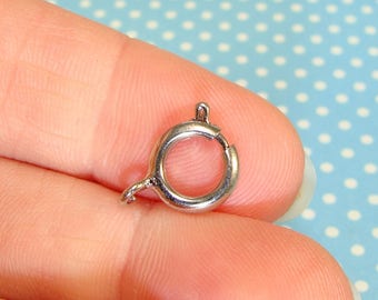 50 fjäderspännen - Silver 9 mm x 12 mm Runda öppna fjäderlås Smyckesdetaljer Halsband Armband Pärltillbehör SCS9m