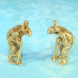 6 Golf Player Charms Putting Person Gold Plated Pewter Golfer Putter Iron 3D Chunky Sports Wine Marker Charm Jewelry Supplies Bulk 31302