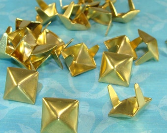 140 PYRAMID Studs 3/8" Gold (46811) Brass Metal USA Made Diamond Pronged Spikes DIY Rocker Biker Style Bulk Jewelry Supplies Decoration