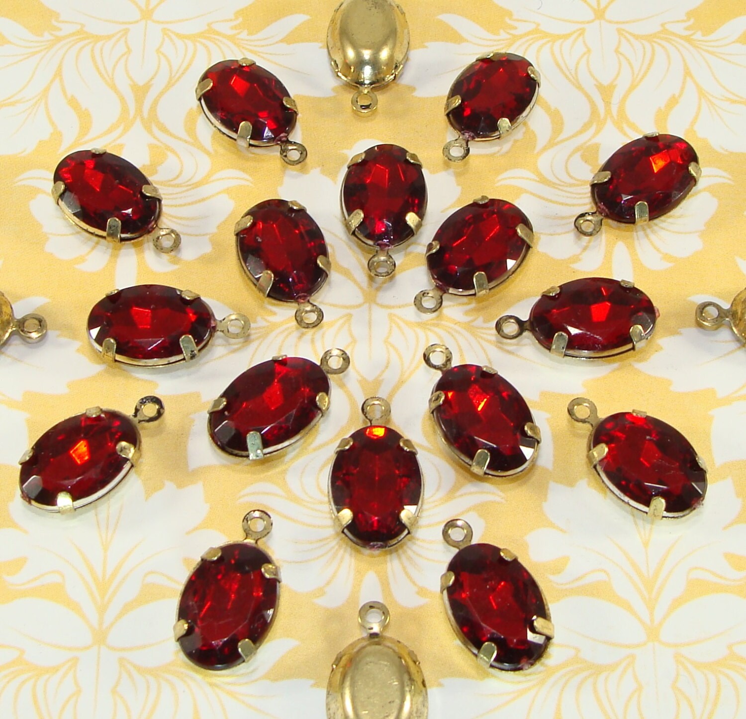 12 Red Rhinestone Crystal Resin Set Stones Ruby 14mm X 10mm Oval Drops ...
