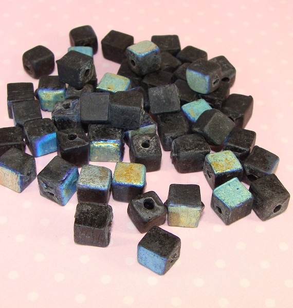 iridescent beads in bulk