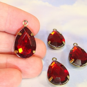10 LARGE Red Teardrop Charms Rhinestone Crystal Resin Set Stones Ruby Faceted Drops 18mm x 14mm BRONZE Pronged Setting Jewelry Supplies Bulk
