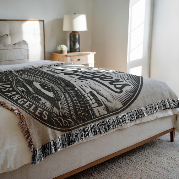 Los Angeles Dodgers Woven Blanket: MLB Baseball Fan Gift