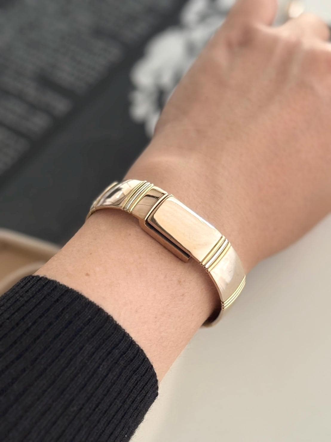 Vintage Mario Valentino Peek A Boo Japan Watch Gold & Silver Tone