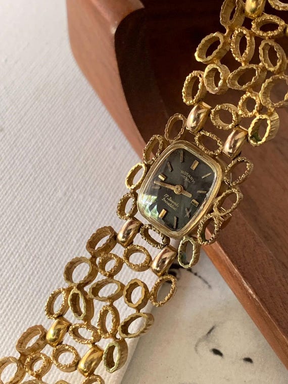 Vintage Rotary Swiss Gold Plated Watch: Mechanical Hand Wind