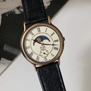 Vintage SEIKO Alba Moon Phase Success Vintage Dial Round