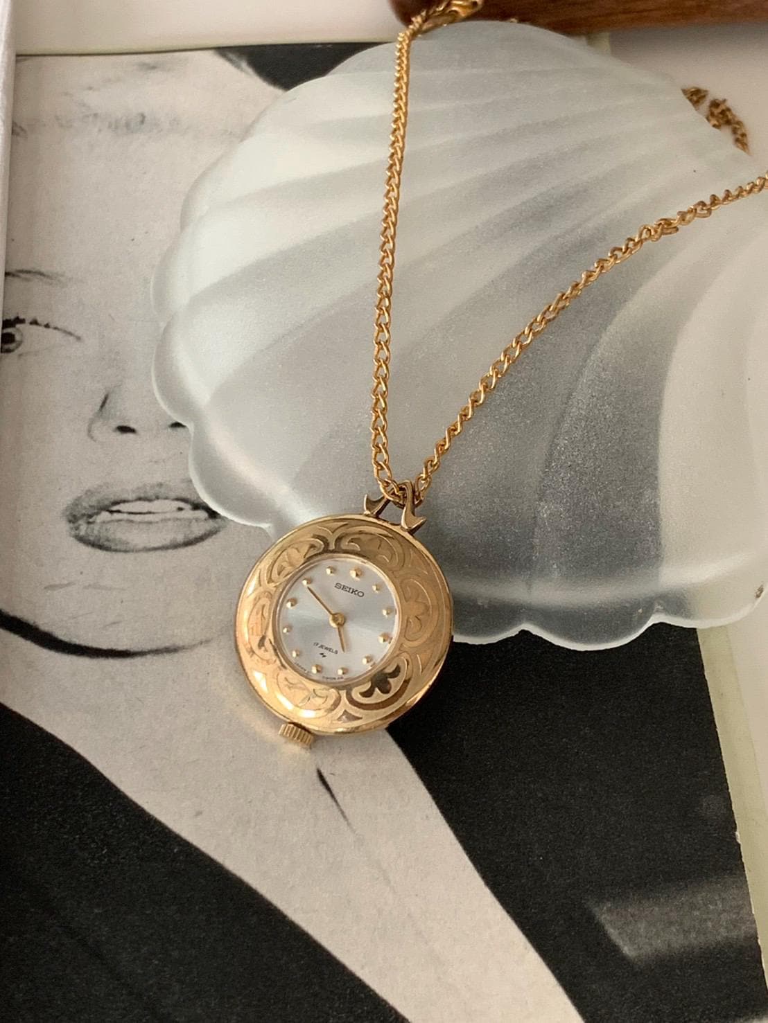 セイコー 17ジュエル マニュアルネックレス Vintage Gold Tone 17 jewel Seiko Green Dial Pendant Necklace