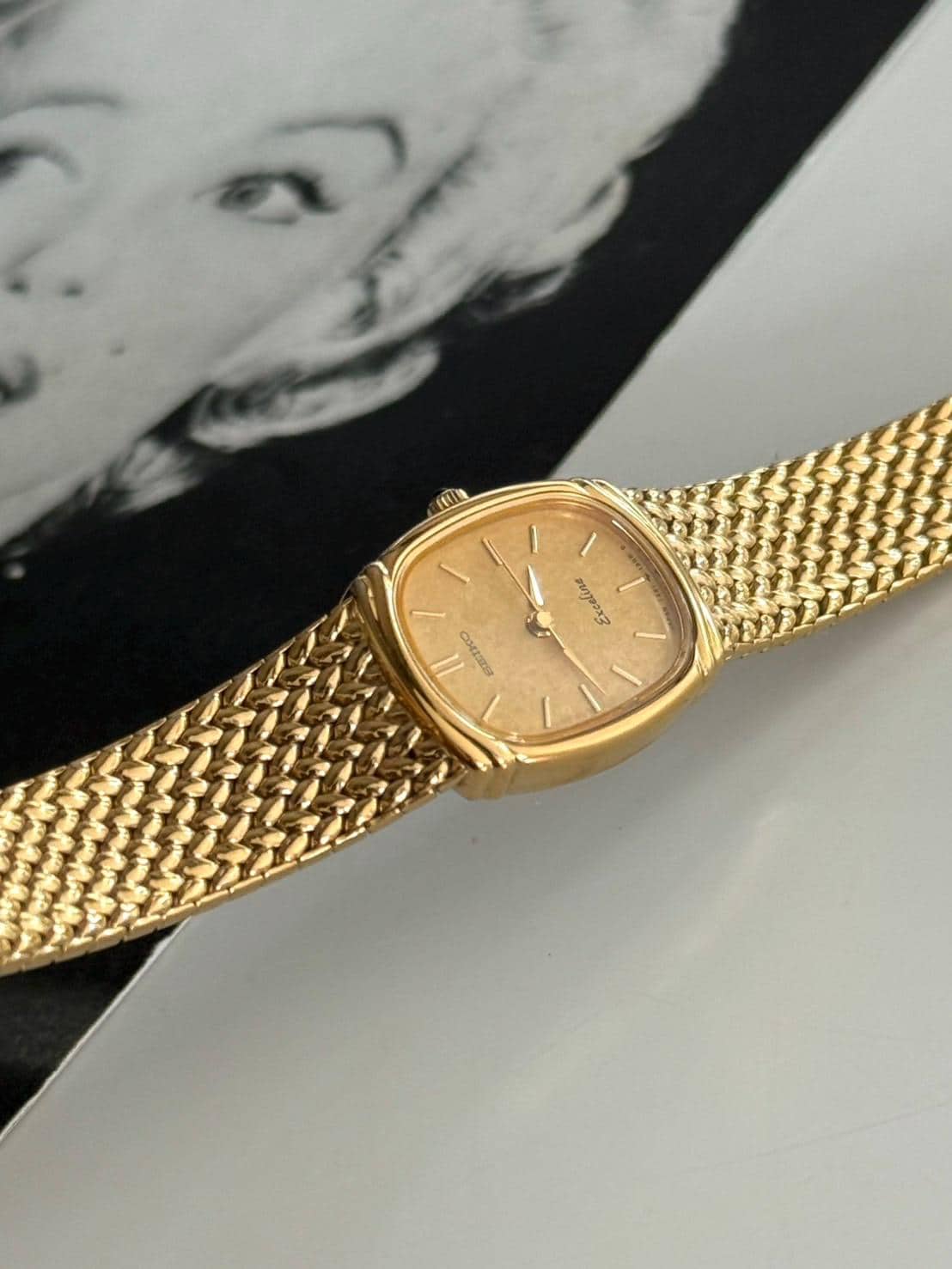 ✨SEIKO✨Exeline✨10KT刻印✨ゴールド文字盤✨クオーツ✨腕時計✨ Vintage Seiko Exeline 90's Gold Tone Quartz Watch Japan Made