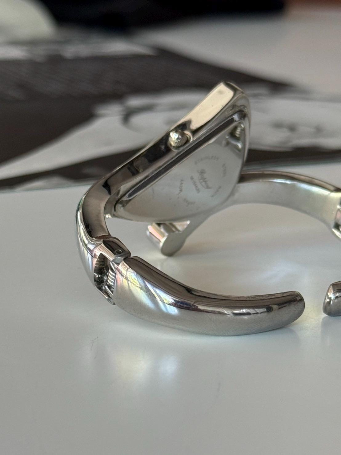 Vintage Triangle Art Design Silver Hematite Bangle Cuff