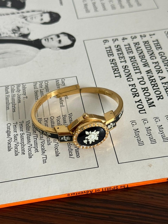 Vintage ANDRE MOUCHE Swiss Gold Tone Jewelry With Enamel Floral