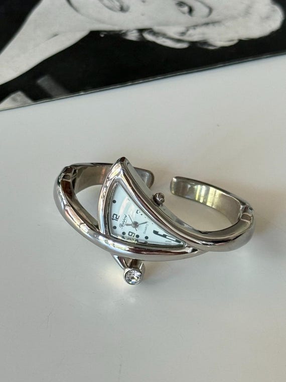 アクセサリー Vintage archive design bangle watch Cushion Case Bangle Watch| Anne Klein