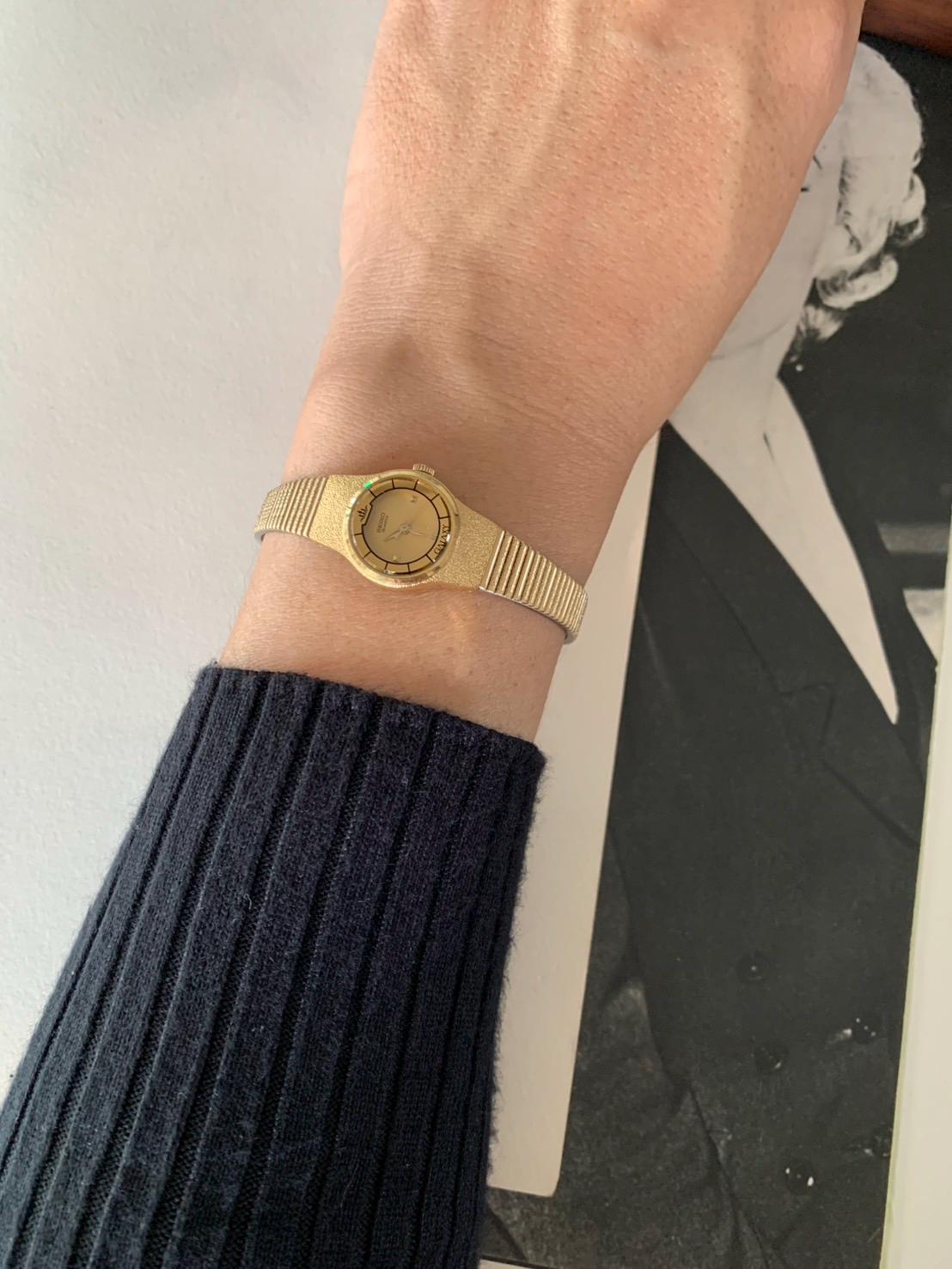 Vintage SEIKO GALAXY Watch Base Metal Gold Tone Japan Made  display picture 3