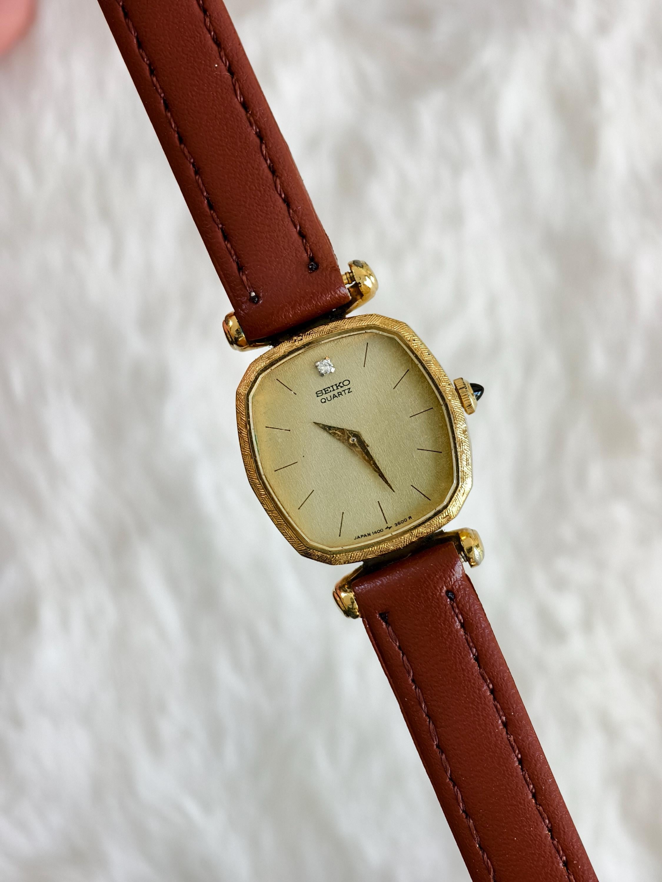 Womens seiko watch black dial gold - Etsy 日本