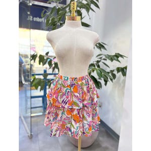 Tiered Ruffle Mini Skirt – Boho Chic Floral Print with Elastic Waist