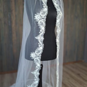 Lace veil trim with chantilly lace veil Floor length veil mantilla veil with with sparkling lace Wedding veil with lace trim veil