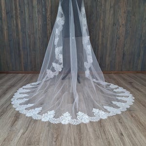 Mantilla veil in lace veil chantilly lace veil cathedral veil lace trim veil   Wedding veil in mantilla lace veil lace cathedral veil ivory