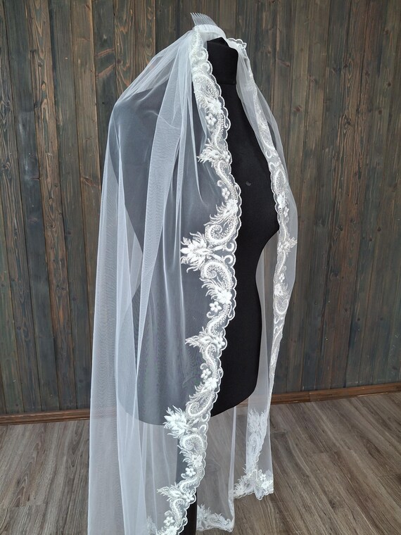 Lace Veil Ivory Wedding Veil With Glitter Lace Glamorous  display picture 1
