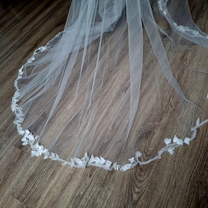 Unique wedding veil with 3d flowers floral veil beaded Wedding veil with sequins and beads veil Flowered bridal 3d leaves veil Bride veil