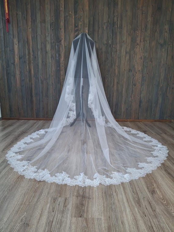 Laced royal veil long Spanish lace veil wedding veil with lace Cathedral trim bridal veil Lace mantilla veil fingertip long wide veil