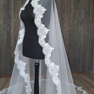 Lace wedding veil in chantilly lace veil Lace cathedral veil with lace veil trim ivory wedding veil Chapel lace veil in wide lace veil trim