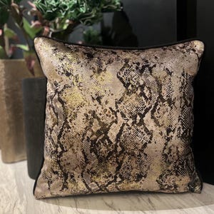 Velvet black-gold leopard print pillowcase, 43x43cm cushion cover, home decoration