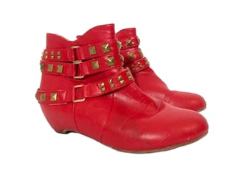 Vintage 1980's CHERRY RED Gold Metal Stud Embellished Faux Leather Ankle Boots - Size 5 6